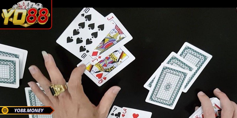 Thông tin cơ bản về trò chơi liêng YO88